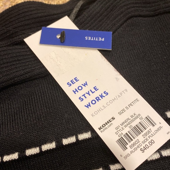 NWT Apt. 9 Petite Small Sweater Rushed Side Pullover Short Sleeve Black & White - Picture 3 of 16